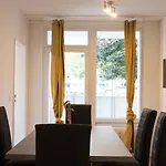 Work & Stay In Duesseldorf